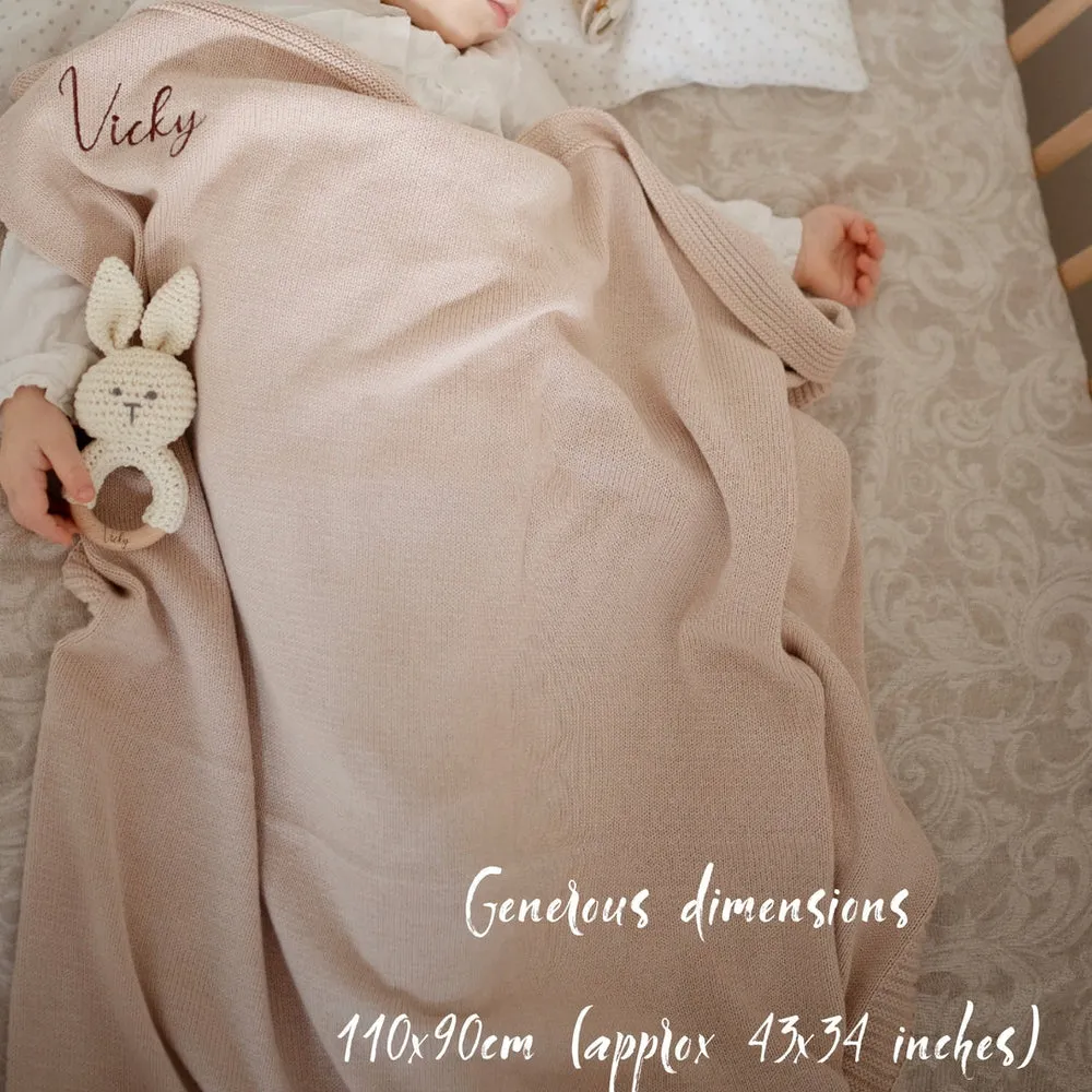 JBØRN Baby Gift Set | Knitted Blanket & Comforter