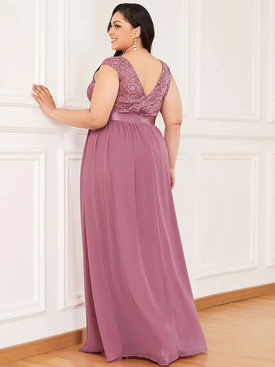 Plus Size Classic Round Neck V Back A-Line Chiffon Bridesmaid Dresses with Lace