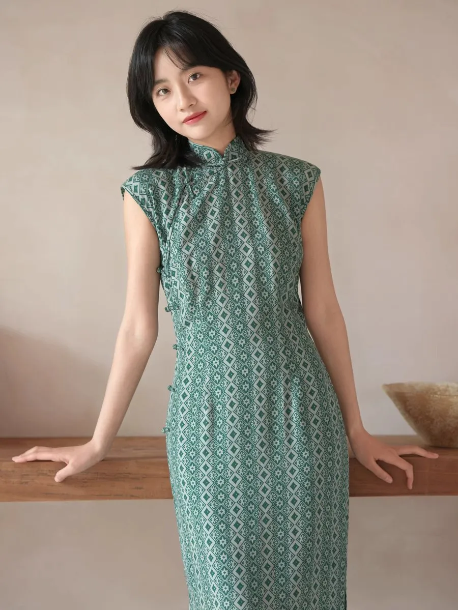 Qing Xing 青荇 1930s Cotton Silk Summer Cap Sleeve Qipao